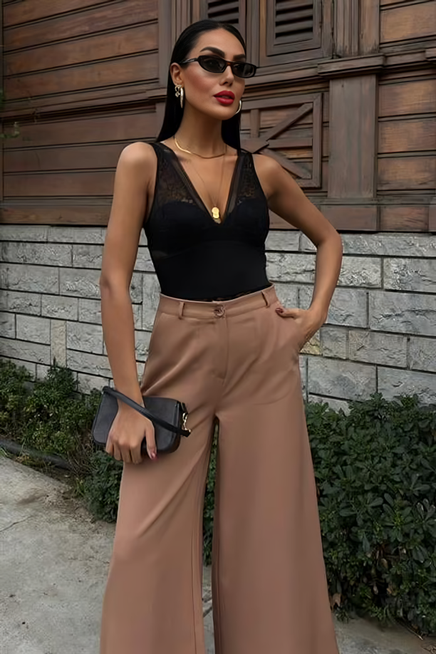 Alternative view of Wide-leg trousers Wave Beige