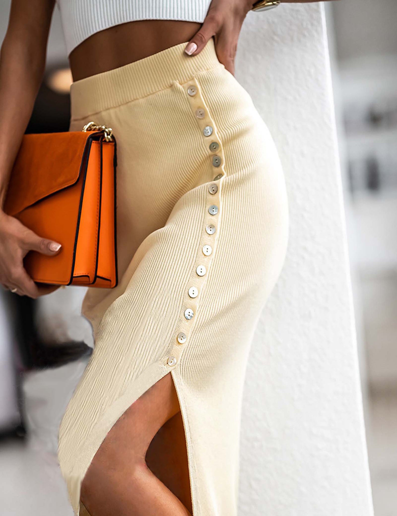 New Button Slit Temperament Pit Strip Ribbed Skirt