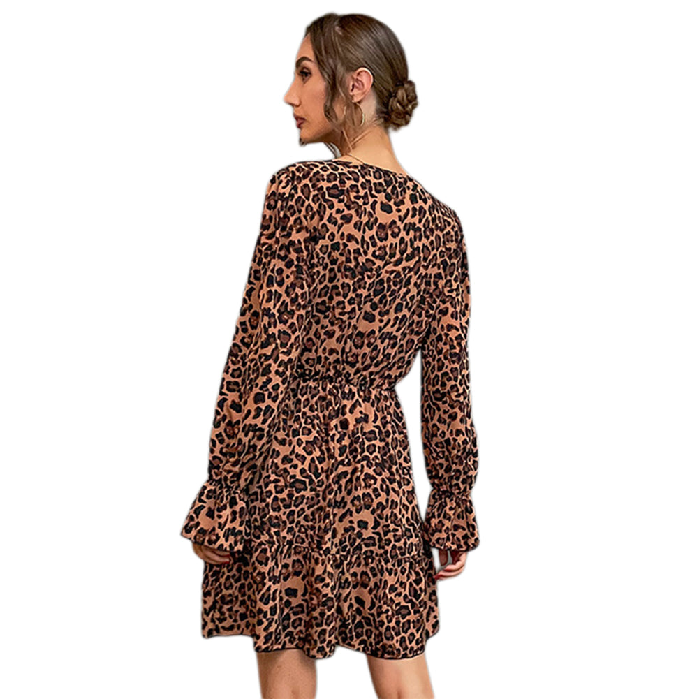 Alternative view of Women Long-sleeved V-neck Leopard Print Dress